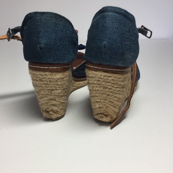 Blue  Platform Sandals Fabric Material Top, Size 7 - Picture 7 of 14